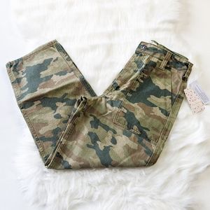Free People Remy Camo Printed Capri Jeans